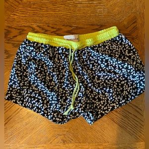 Black and white shorts size 5